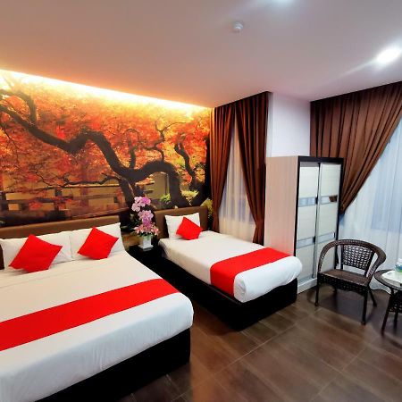 Palazzo Hotel Kulai Bagian luar foto