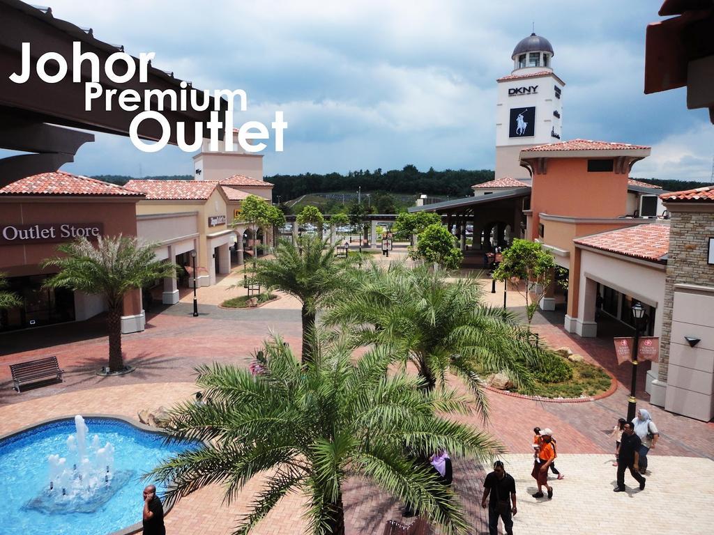 Palazzo Hotel Kulai Bagian luar foto
