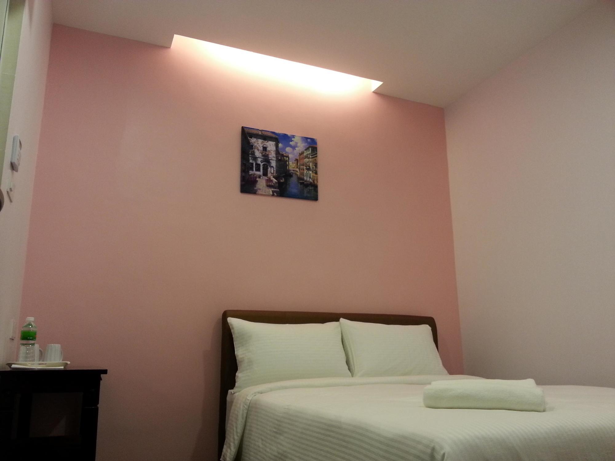 Palazzo Hotel Kulai Bagian luar foto