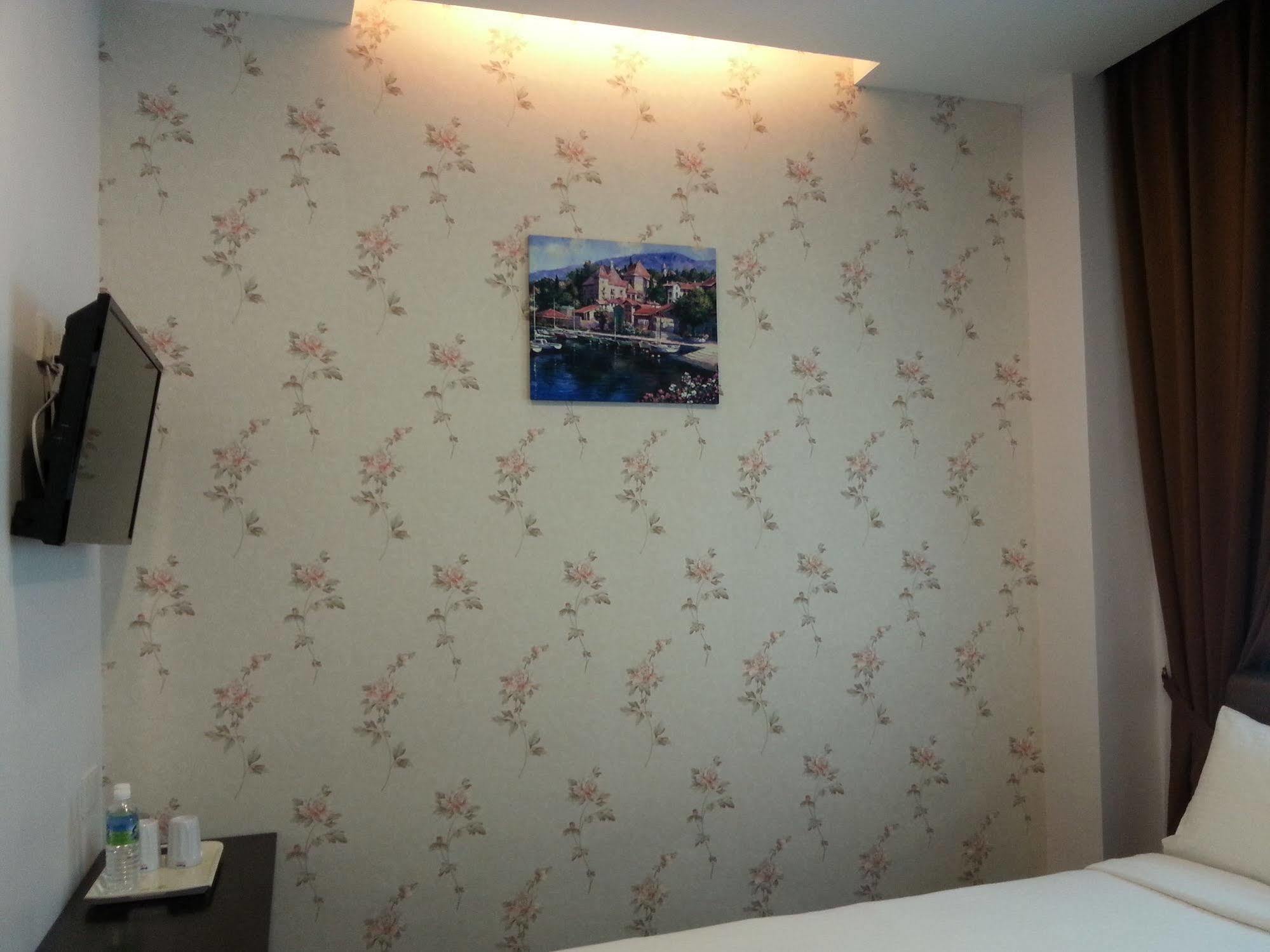 Palazzo Hotel Kulai Bagian luar foto