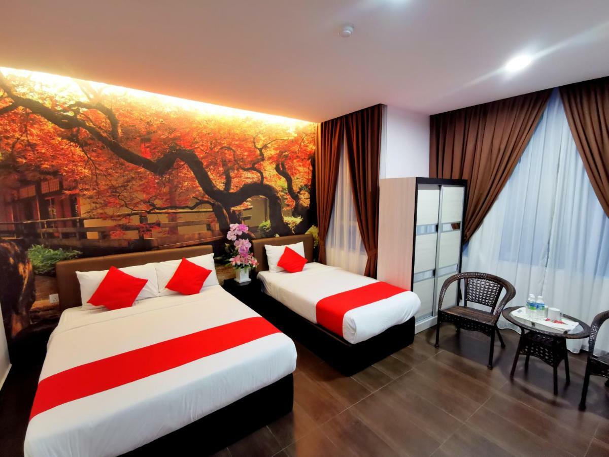 Palazzo Hotel Kulai Bagian luar foto